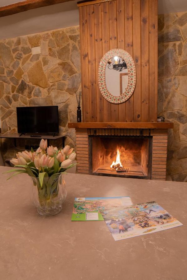 Casas Rurales Los Olivos Alcala del Jucar Eksteriør billede